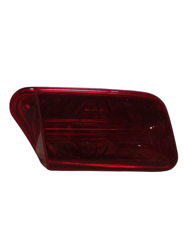 Lanterna Tampa Traseira Direita Fiat Stilo 2002 2010 Direito/passageiro Vermelho