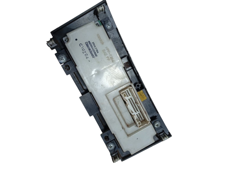 Comando Ar Condicionado Nissan Sentra 2007 2012 4