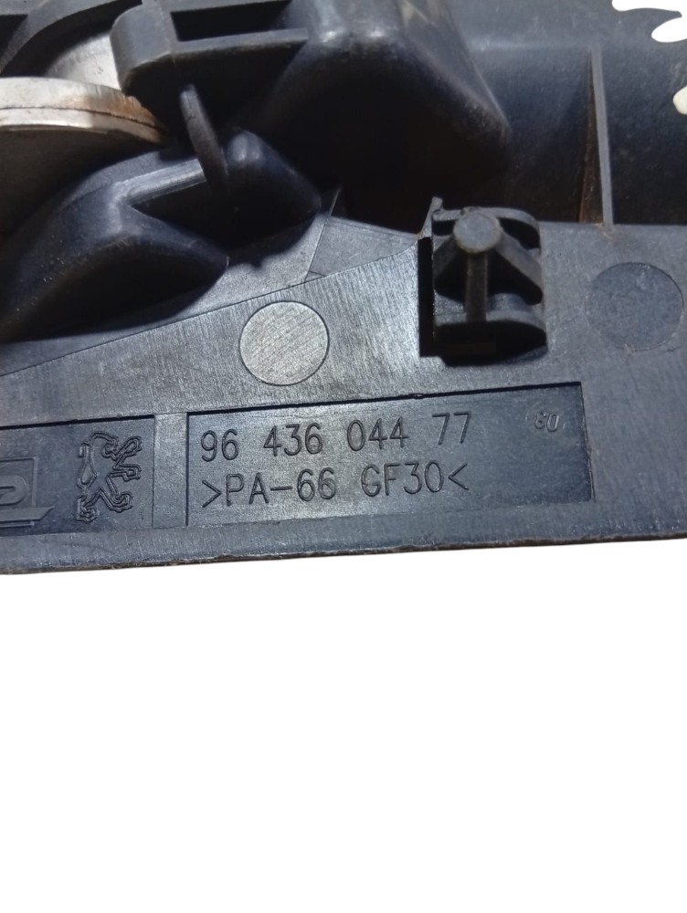 Maçaneta Interna Direita Peugeot 307 2007 2012 Detalhes Cromado Dianteira/traseira 5