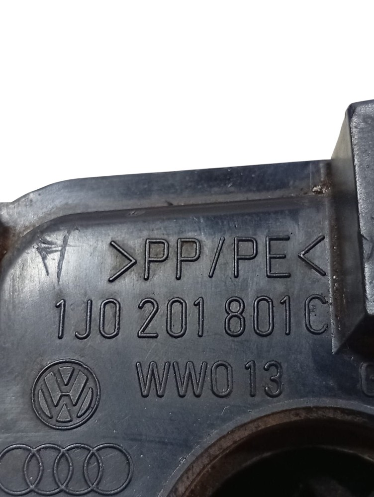 Filtro Canister Volkswagen Golf Mk3 1.8 1998 4