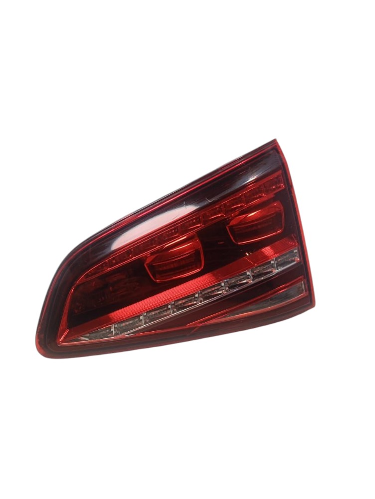 Lanterna Tampa Traseira Direita Volkswagen Golf