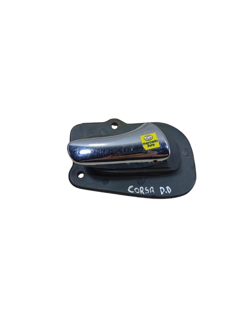 Maçaneta Interna Direita Chevrolet Corsa 1996 2001 Detalhe Cromado Dianteira/traseira