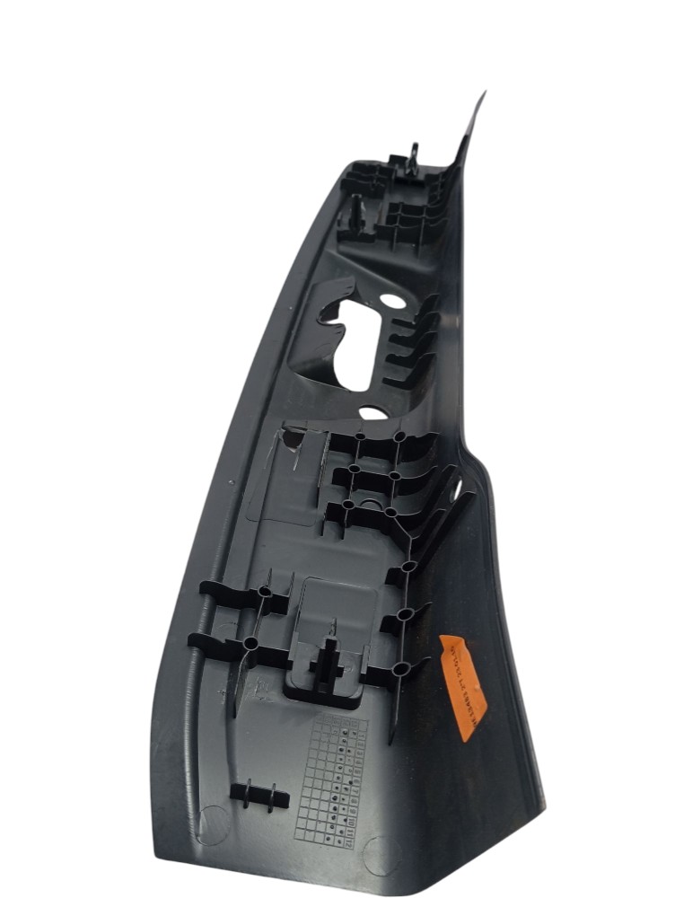Soleira Porta Malas New Fiesta 2015 Com Avaria 8a61b40352agw 8