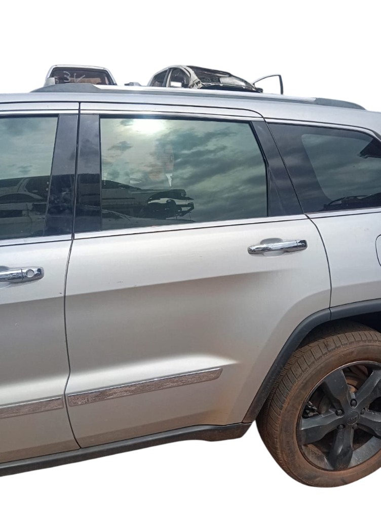 Porta Traseira Esquerda Jeep Grand Cherokee 3.6 2013 Traseira Esquerda Prata 6
