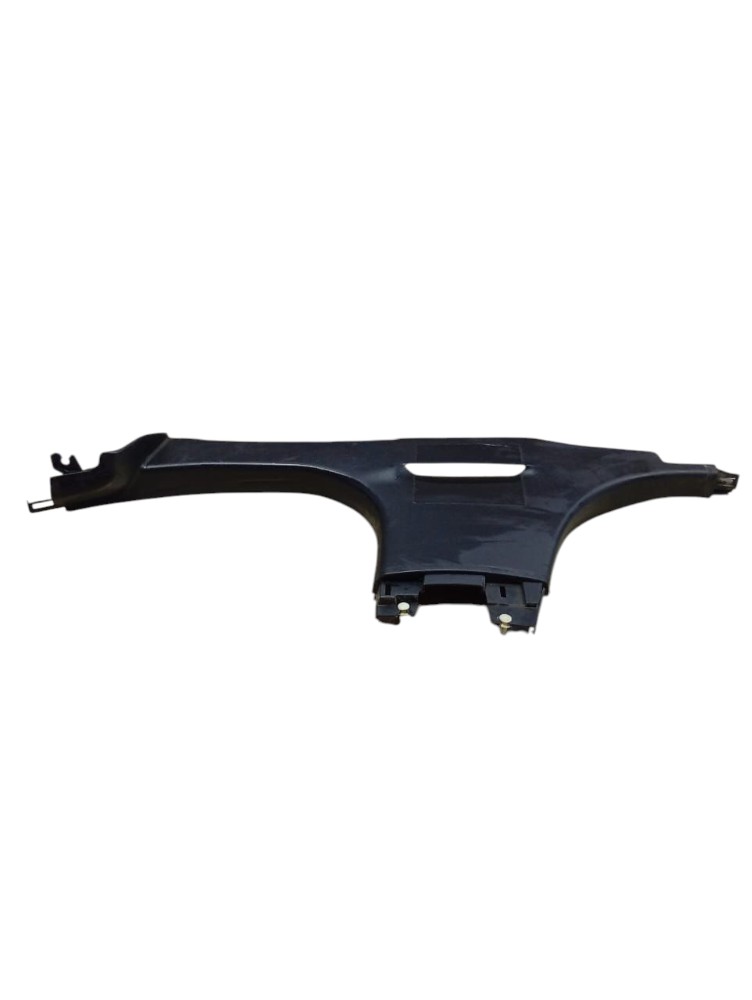Soleira Inferior Direita Fiat Argo 2018 Detalhe