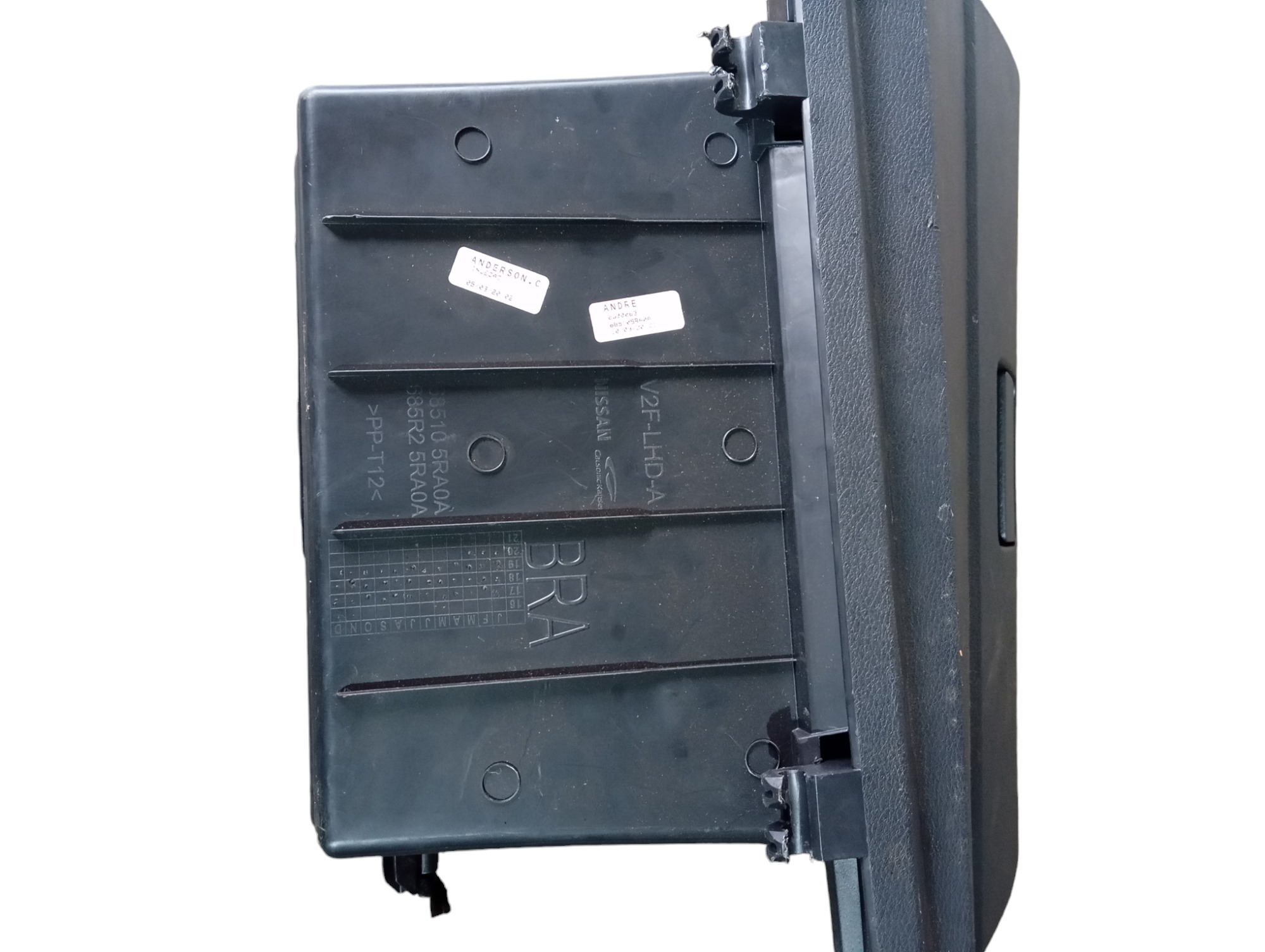 Tampa Porta Luvas Nissan Kicks 2020 – 685105ra0a 3