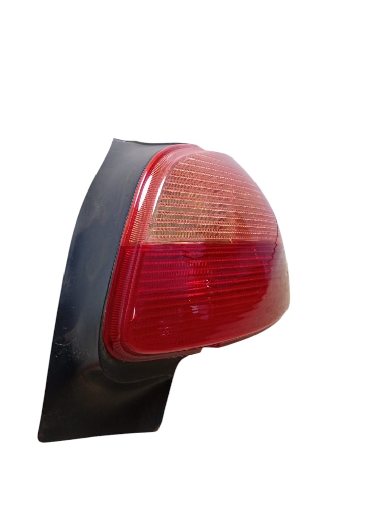 Lanterna Traseira Direita Peugeot 206 2000 2004 Detalhe 5