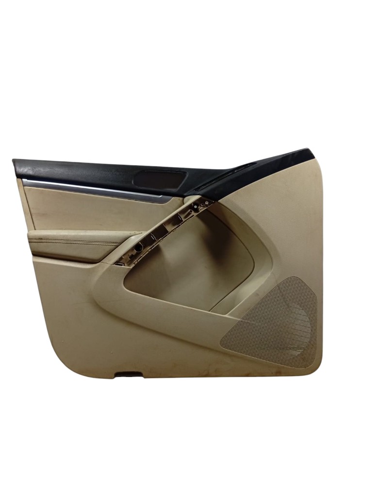 Forro Porta Dianteiro Esquerdo Volkswagen Tiguan 2011 Detalhe