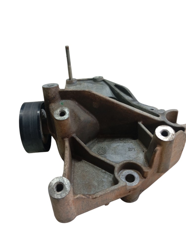 Suporte Compressor Ar Condicionado Spin Ltz  2017 24582632 7