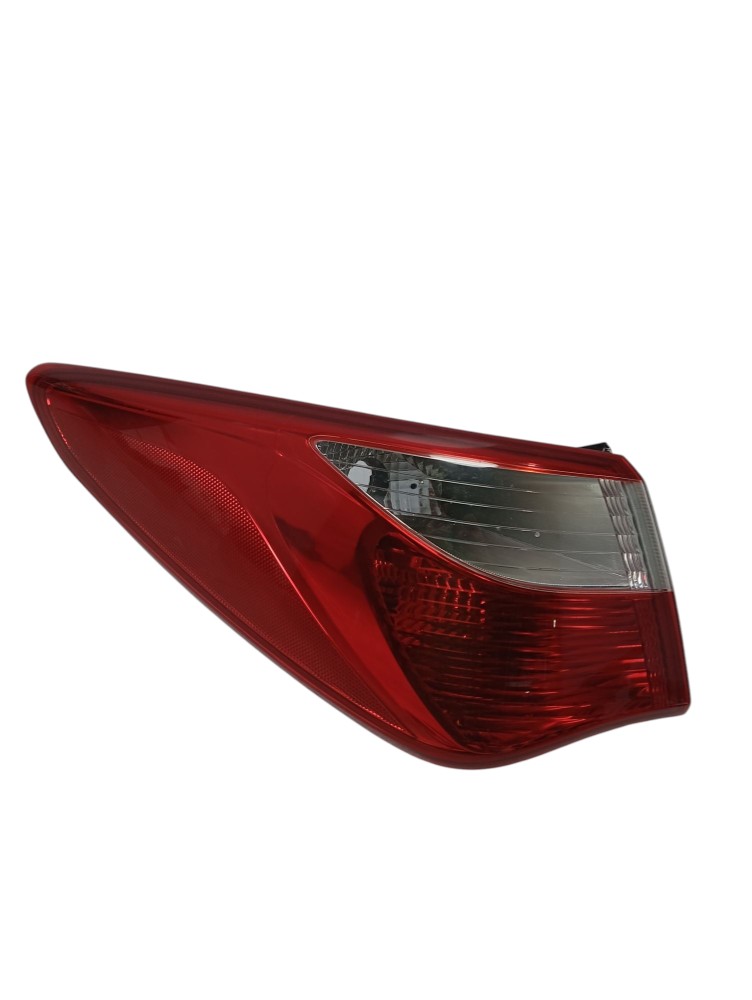 Lanterna Traseira Esquerda Hb20s Sedan 2012 2015 924011s100 Esquerdo/motorista Vermelho