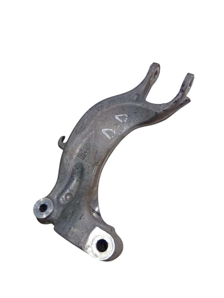 Braço montante dianteiro direito audi q7 3.0 2016 4m0413038 4