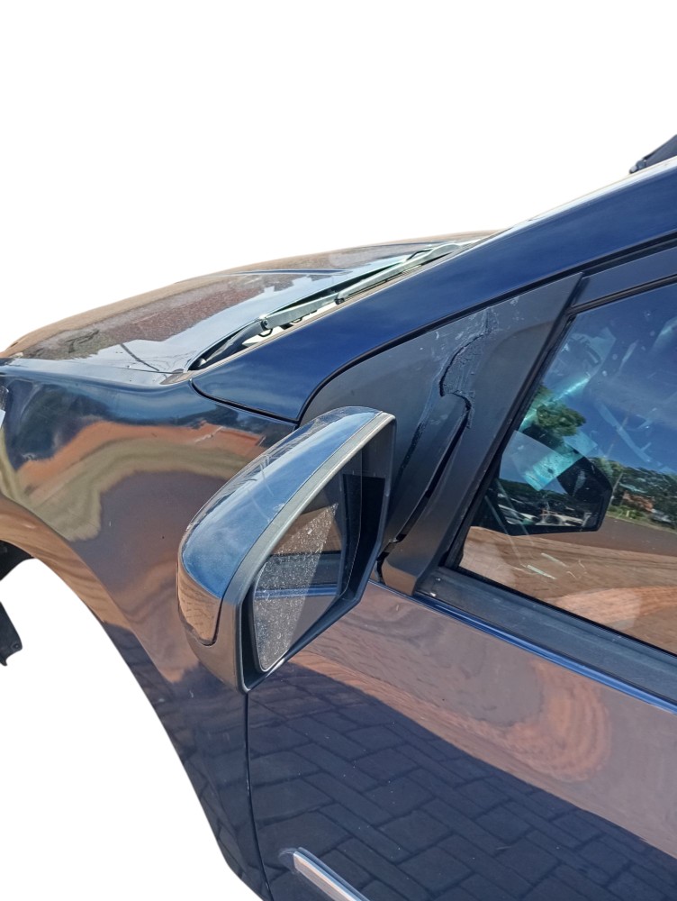 Retrovisor Esquerdo Sentra 2010 Com Avaria 3