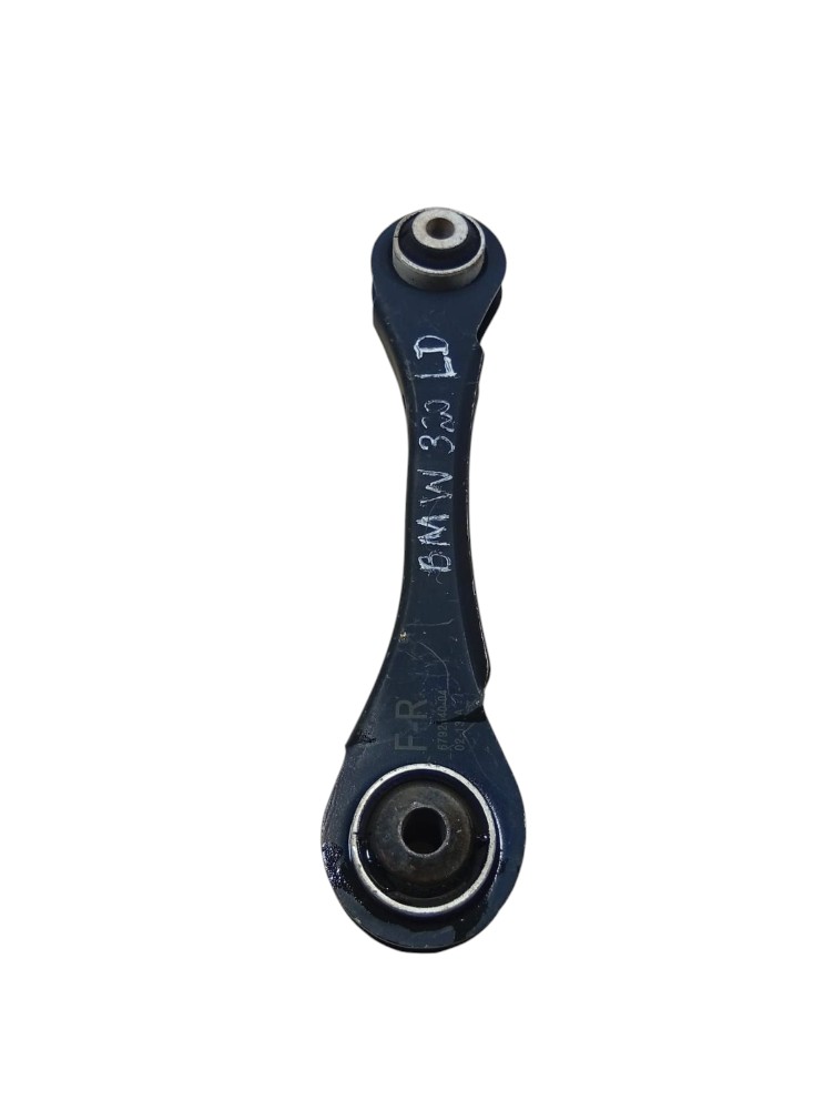 Braço Curto Suspensão Traseiro Direito Bmw 320i 2013 2015 3