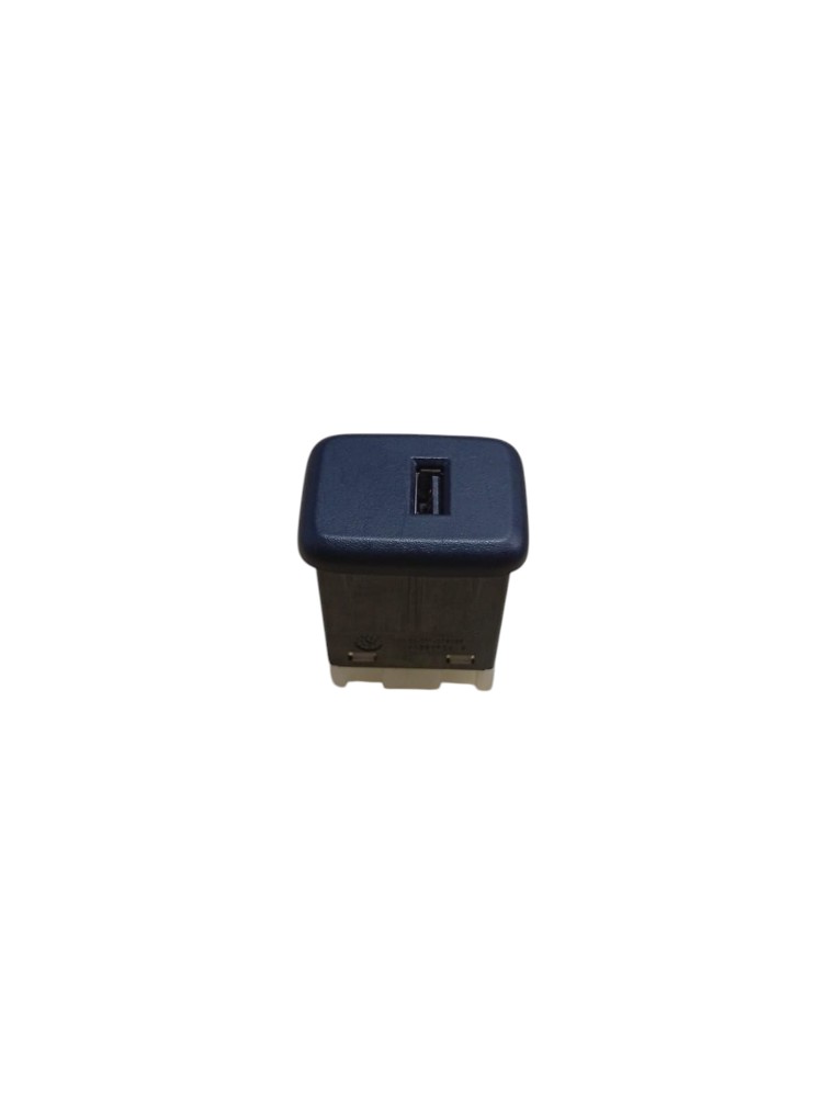 Entrada Usb Console Chevrolet Tracker 2022 2024 2