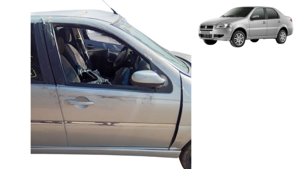 Porta Dianteira Direita Fiat Siena 2010 Detalhe Dianteira Direita Prata
