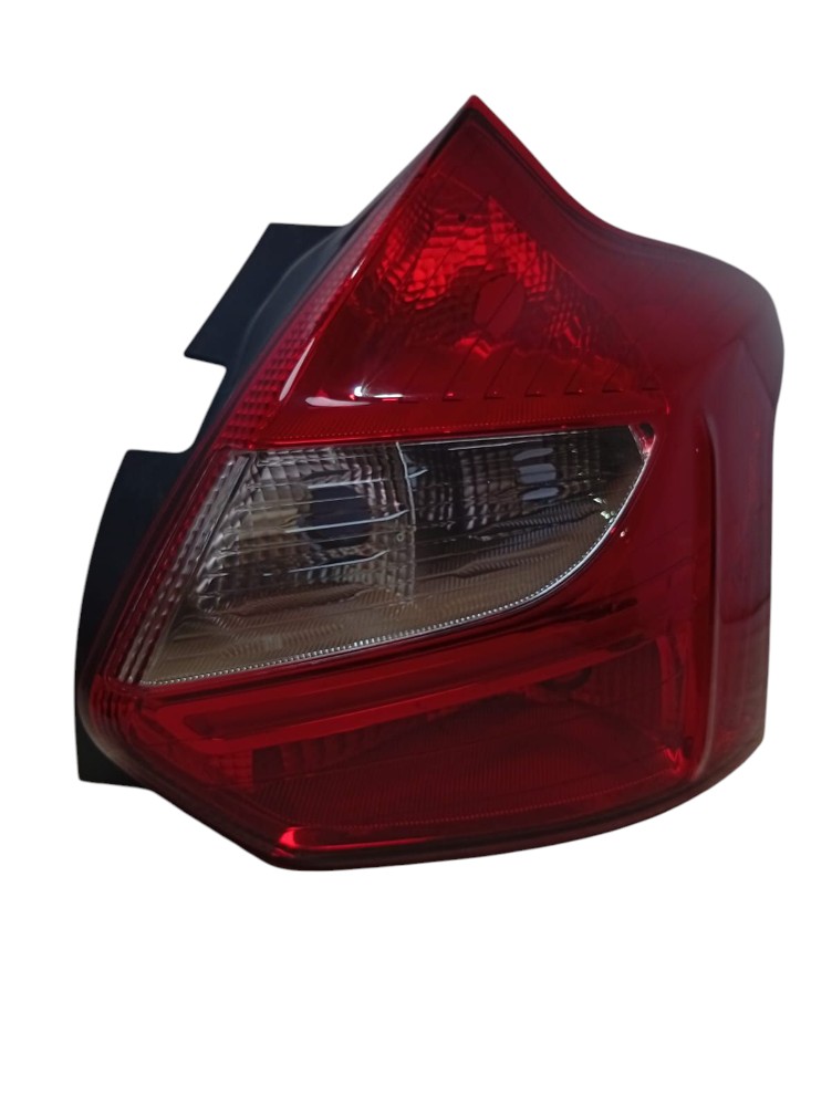 Lanterna Traseira Direita Ford Focus 2015 Direito/passageiro Vermelho