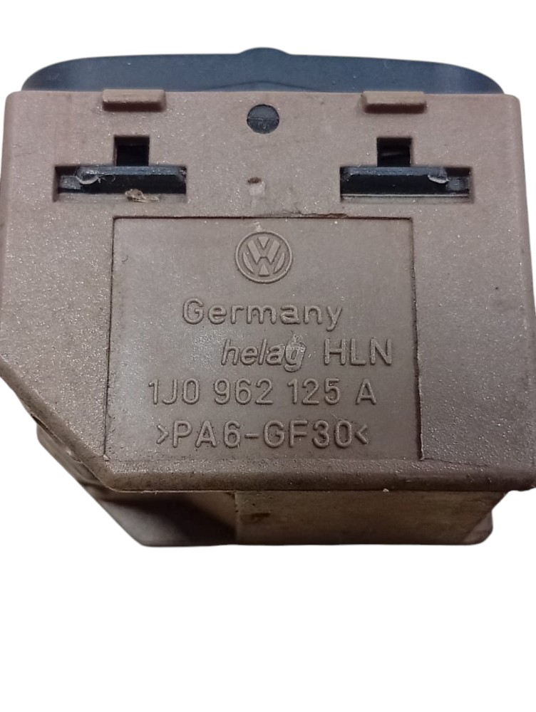 Botão Trava Porta Volkswagen Bora 2000 2004 7