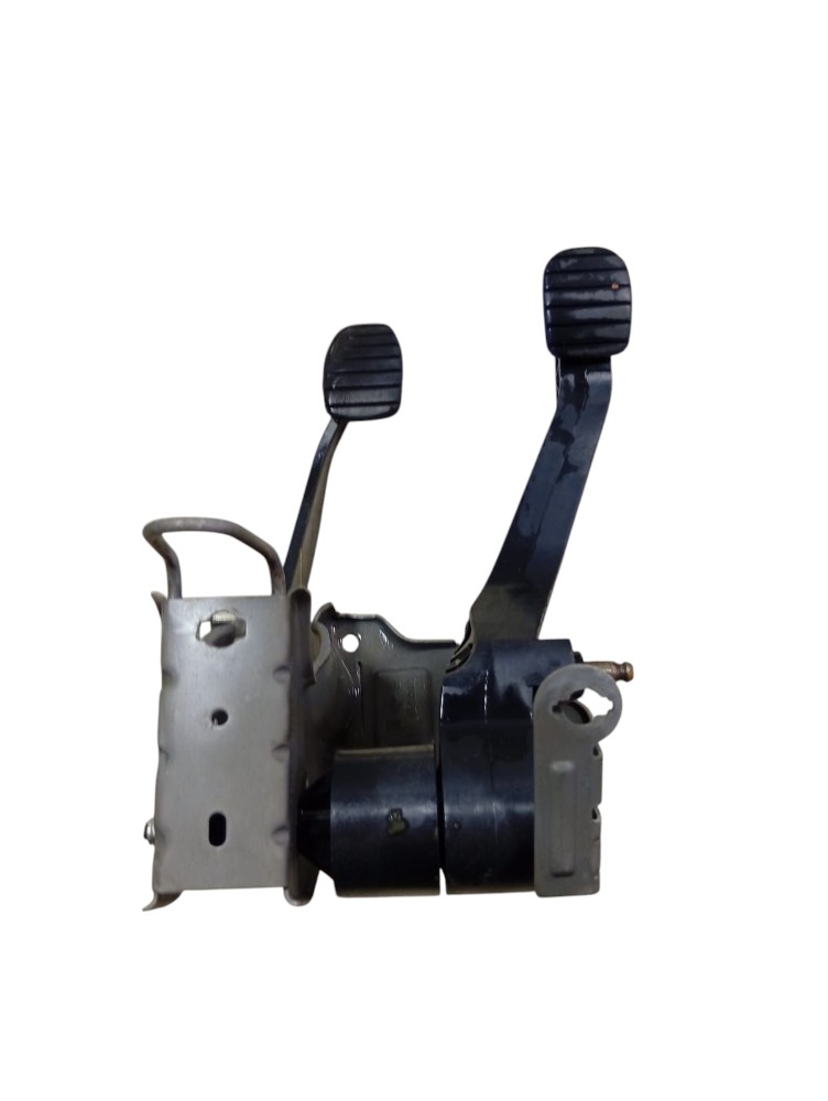 Pedaleira Embreagem Freio Renault Duster 2011 2012