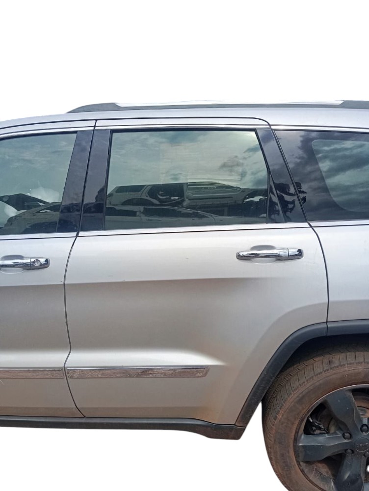 Porta Traseira Esquerda Jeep Grand Cherokee 3.6 2013 Traseira Esquerda Prata 8