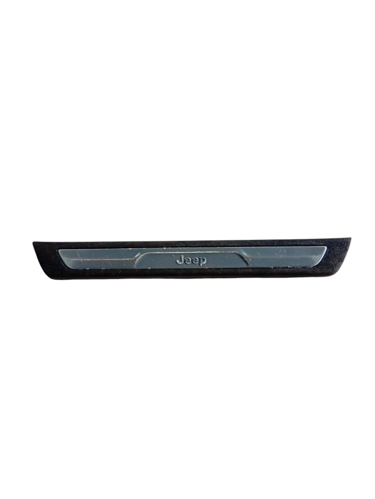 Soleira Dianteira Esquerda Jeep Grand Cherokee 2012 Avaria