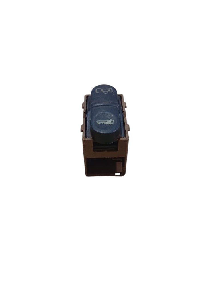 Botão Trava Porta Volkswagen Bora 2000 2004