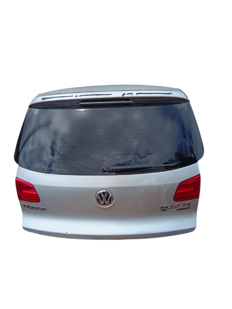 Tampa Traseira Volkswagen Tiguan 2010 Detalhe