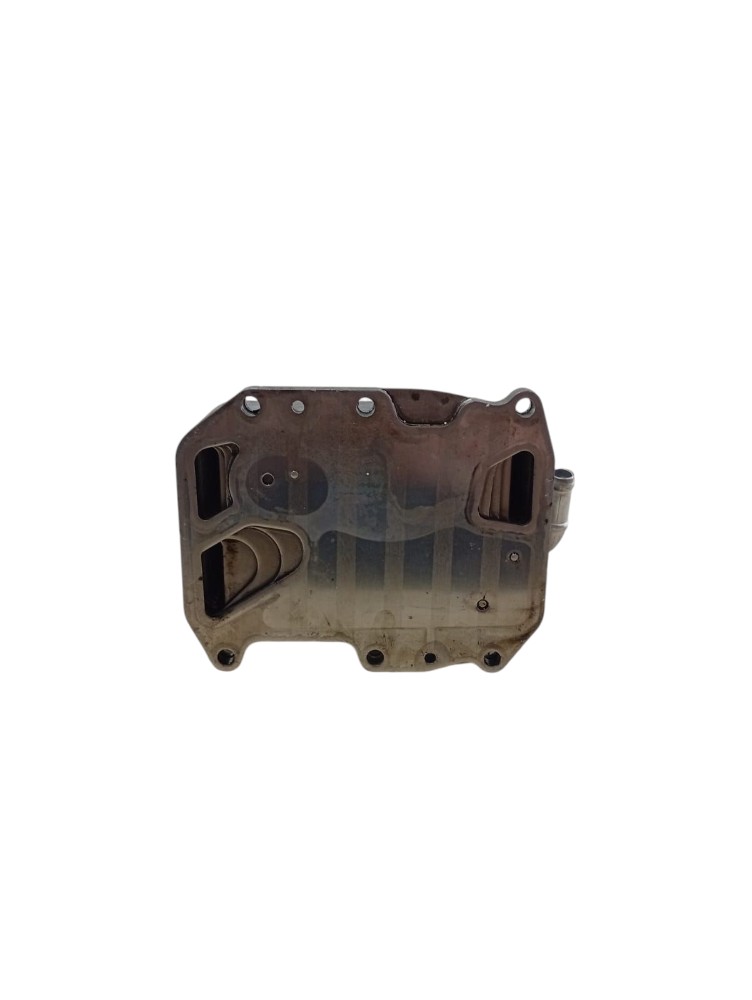 Radiador Óleo Trocador Calor Volkswagen Amarok 3.0 2024 2025 4