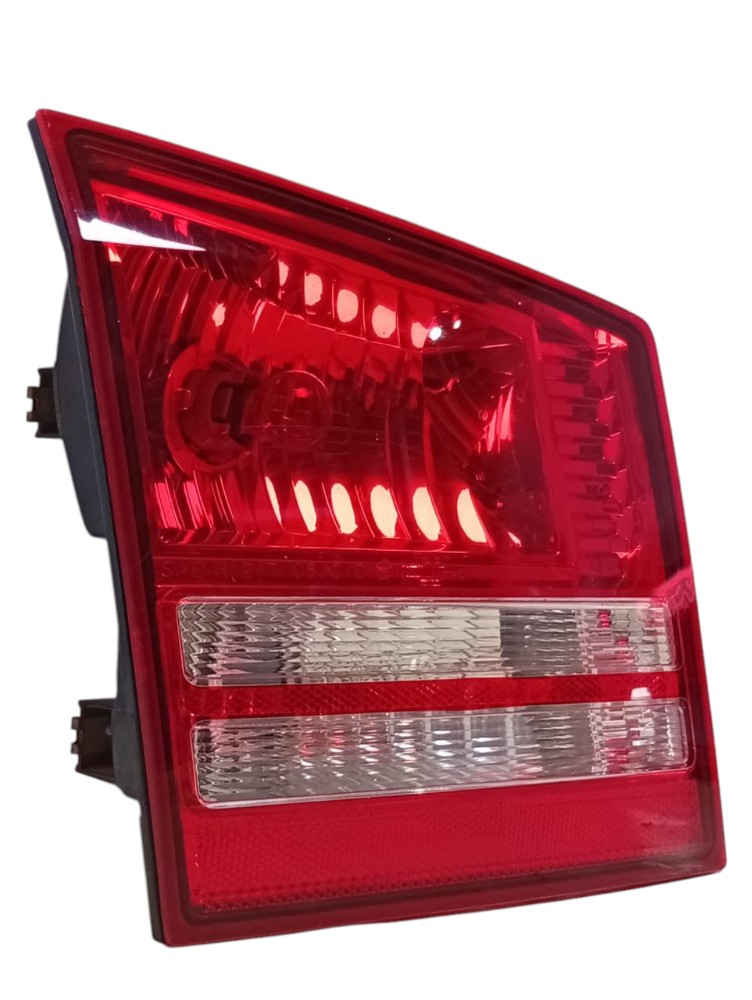 Lanterna Esquerda Tampa Traseira Dodge Journey 2010 2012 4