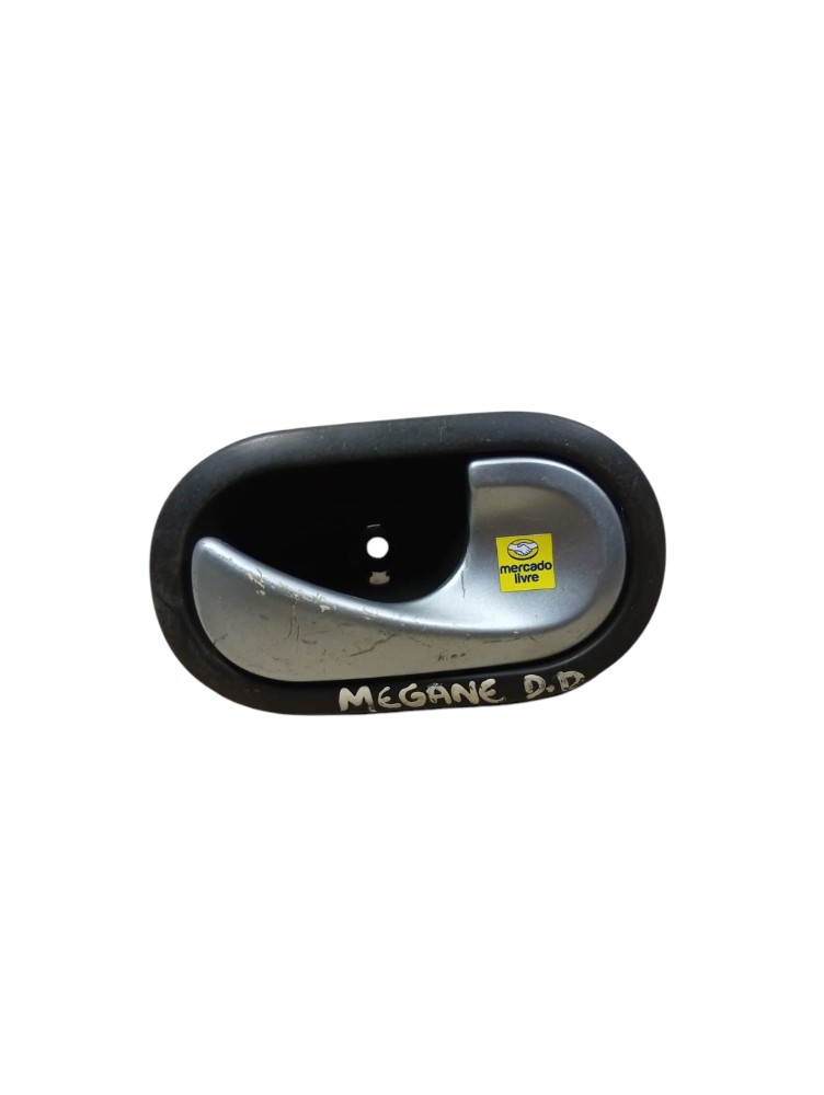 Maçaneta Interna Direita Renault Megane 2007 2012 Detalhes