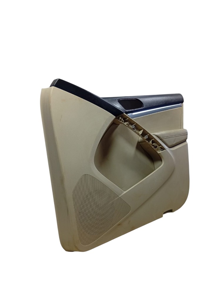 Forro Porta Dianteiro Direito Volkswagen Tiguan 2011 Detalhe 3
