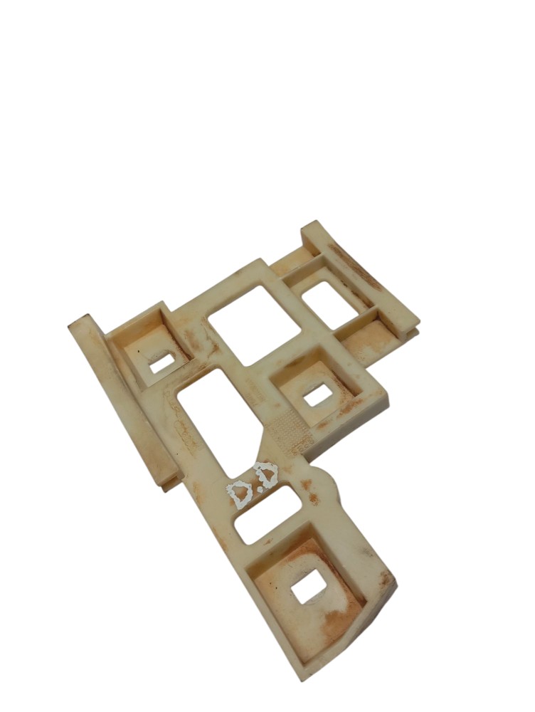 Suporte Fixação Parachoque Dianteiro Direito Volvo V70 1999