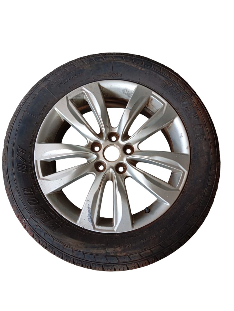 Roda Pneu Kia Sorento 2011 Aro 18 Detalhes Prata 4