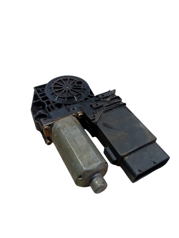 Motor Máquina Vidro Dianteiro Esquerdo Audi A3 Avaria