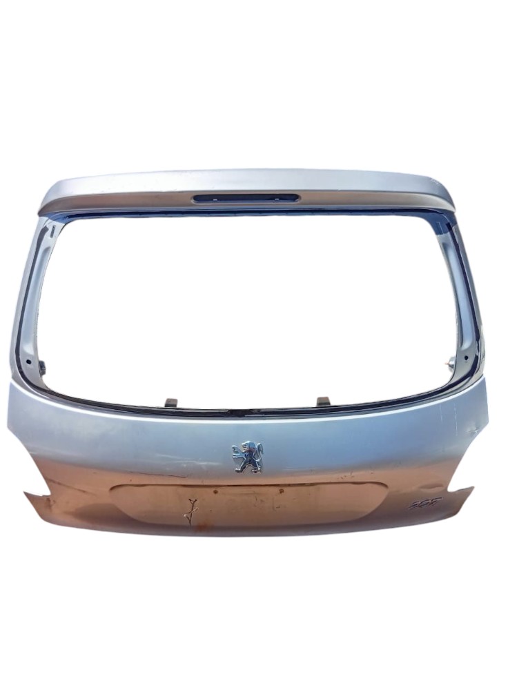 Tampa Traseira Peugeot 207 2010 2012 Detalhe