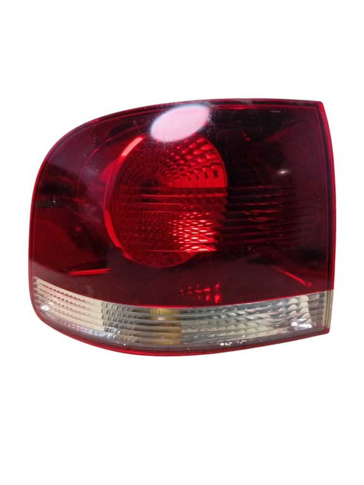 Lanterna Tras Esquerda Volkswagen Touareg 2004 2006 Detalhes Esquerdo/motorista Vermelho 1