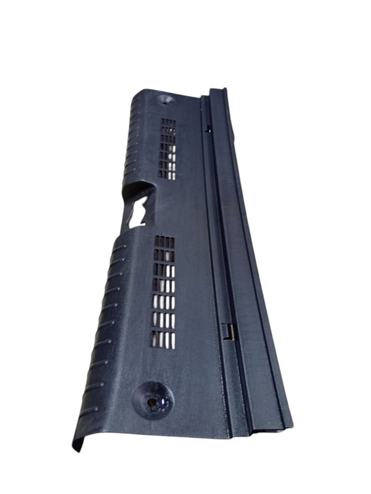 Soleira Porta Malas Stonic 1.0 2022 Avaria Preto 5