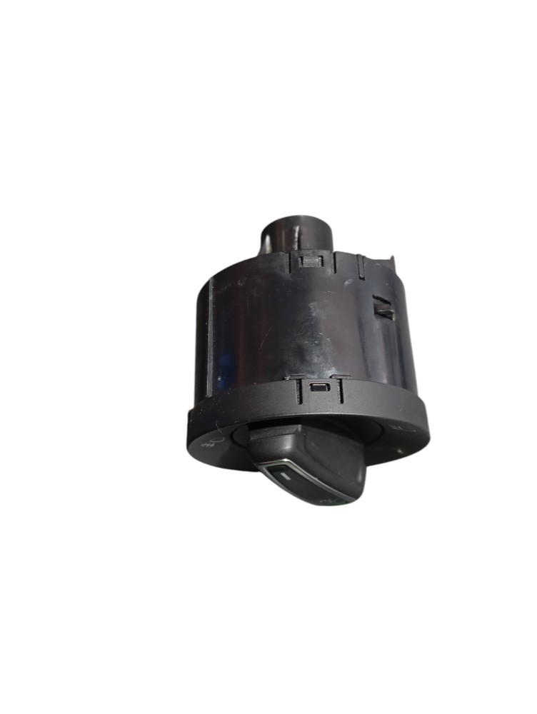 Botão Comando Farol Milha Vw Polo 2020 – 5g0941431 4