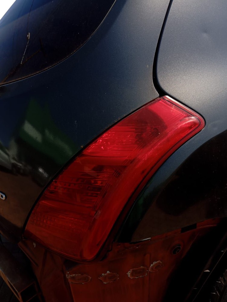 Lanterna Traseira Direita Nissan Murano 3.5 2010 Direito/passageiro Vermelha 4