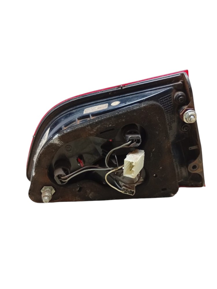 Lanterna Tampa Traseira Direita Fiat Grand Siena 2012 2016 4