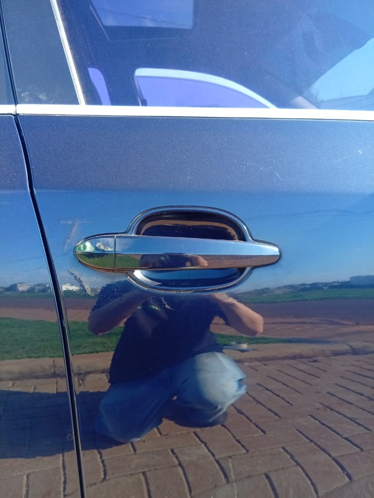 Maçaneta Externa Dianteira Direita Bmw 528i 2008