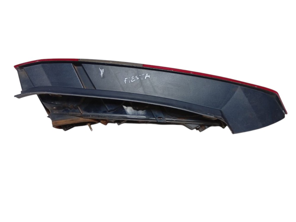 Lanterna Traseira Esquerda Ford Fiesta Hatch 2004 2006 Avari