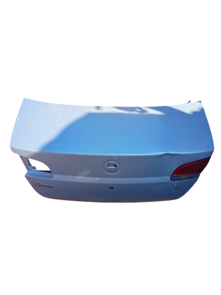 Tampa Traseira Fiat Siena 2010 2012 Detalhe