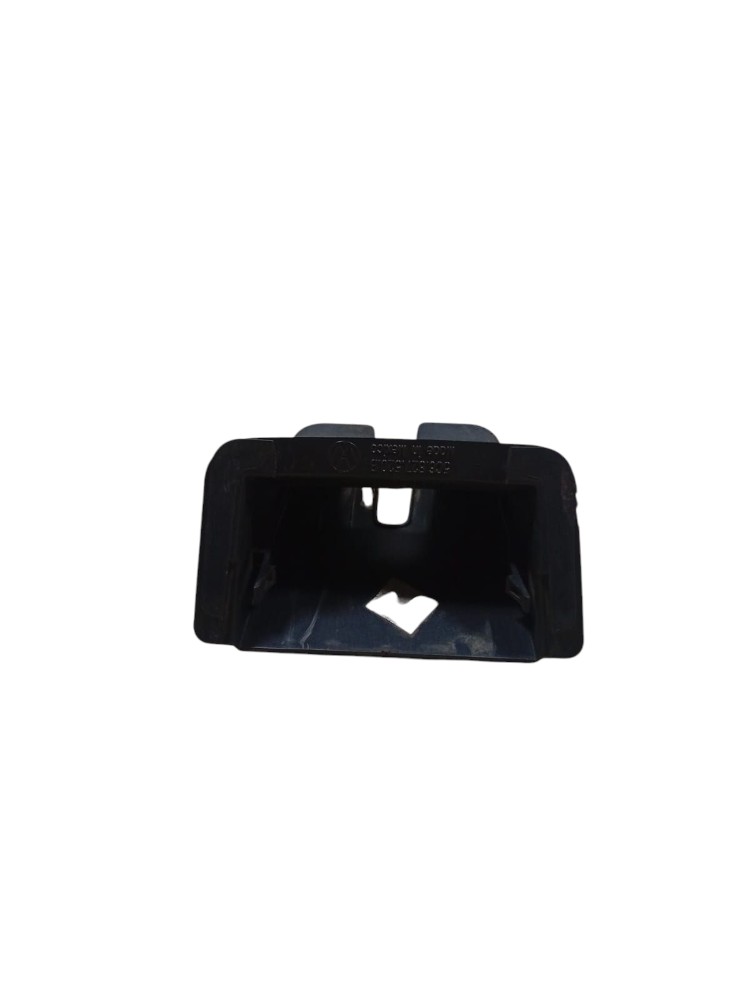 Moldura Fechadura Tampa Traseira Volkswagen Jetta 2013 4