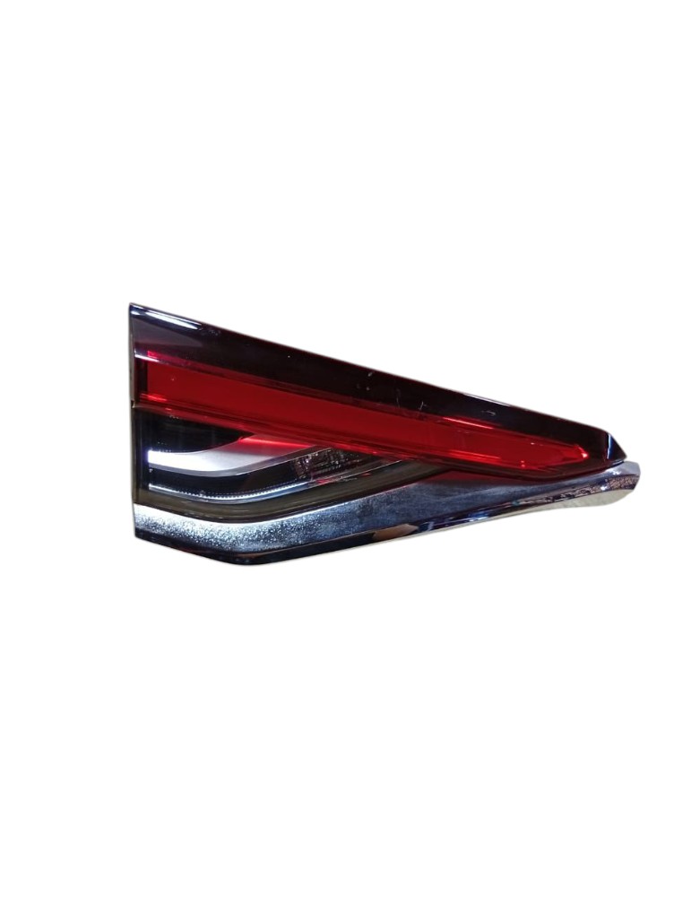 Lanterna Esquerda Tampa Tras Toyota Corolla 2022 2024 Detalh Esquerdo/motorista Vermelho