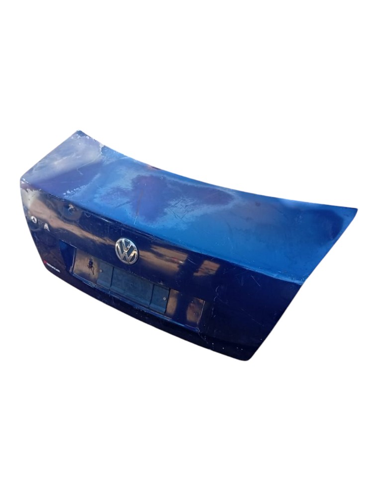 Tampa Traseira Volkswagen Bora 2002 2004 2