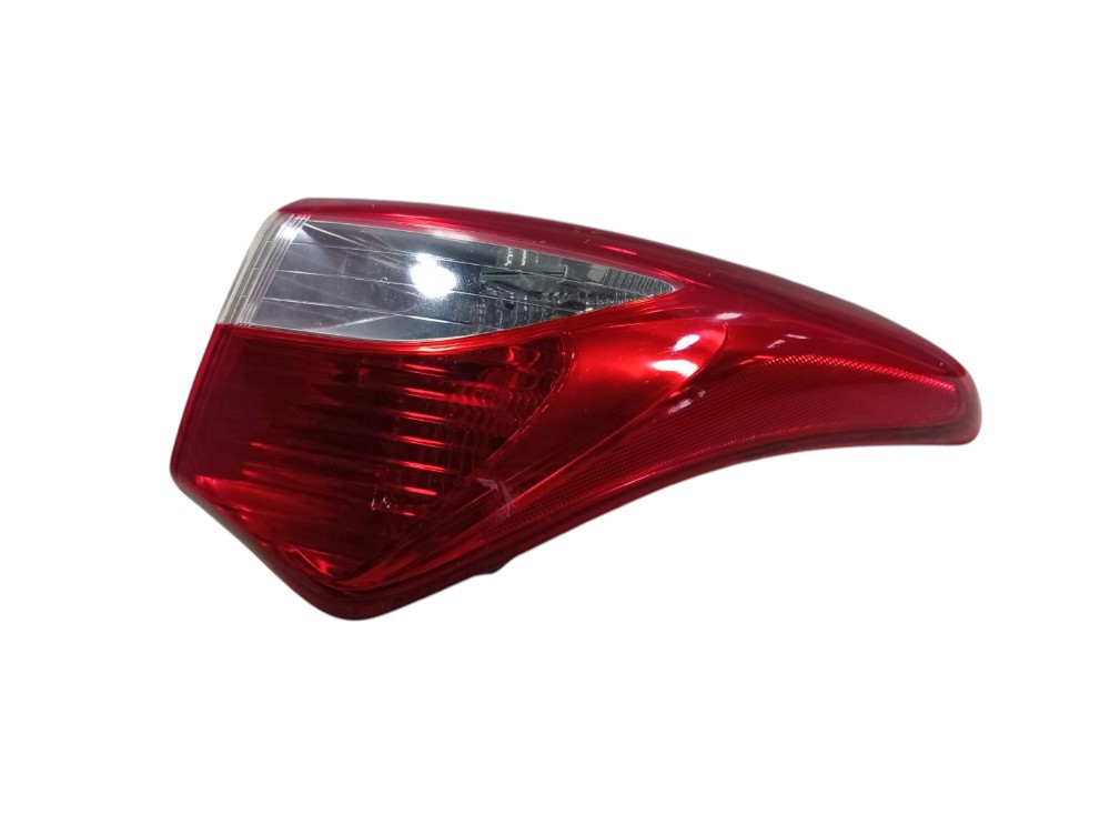 Lanterna Direita Hyundai Hb20 2013 2019 Avaria