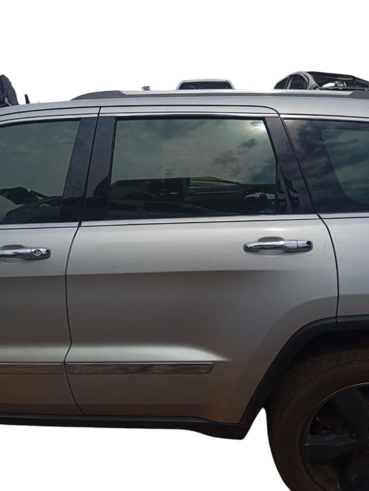 Porta Traseira Esquerda Jeep Grand Cherokee 3.6 2013 Traseira Esquerda Prata 2