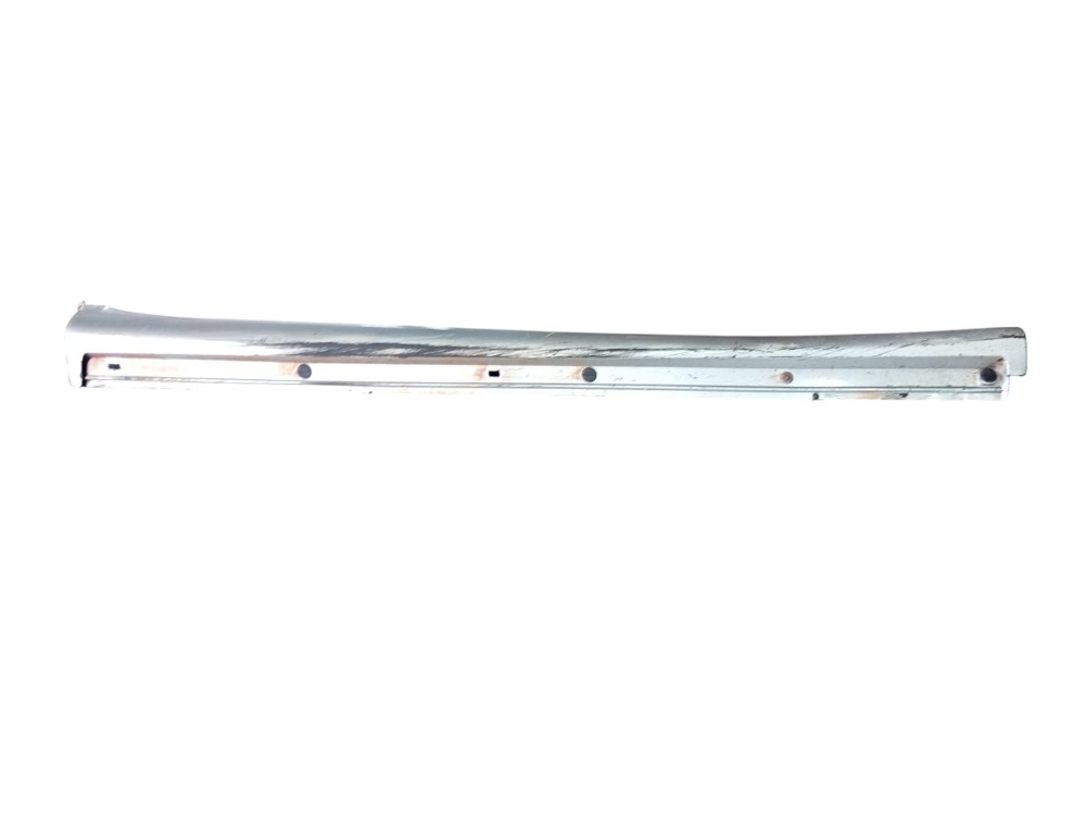 Spoiler Lateral Mercedes B180 2008 Avaria