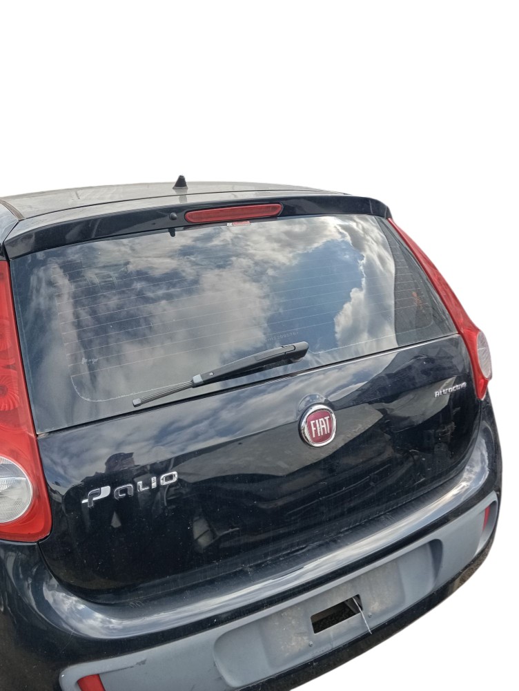 Tampa Traseira Fiat Palio Attractive 1.0 2017 6