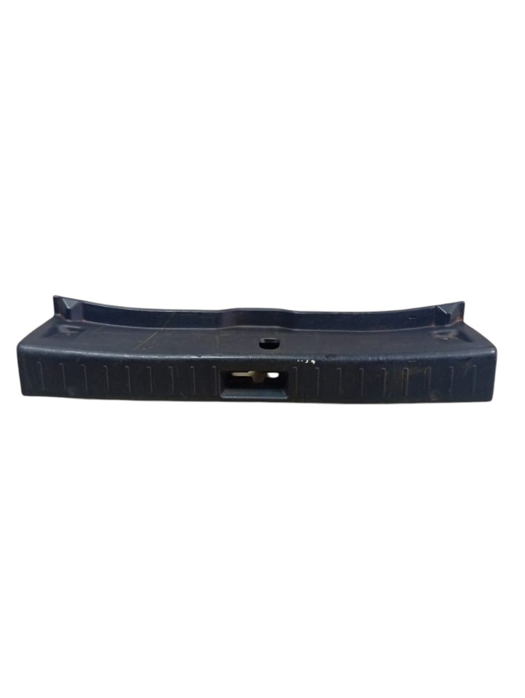 Soleira Porta Malas Nissan Versa 2021 Preto